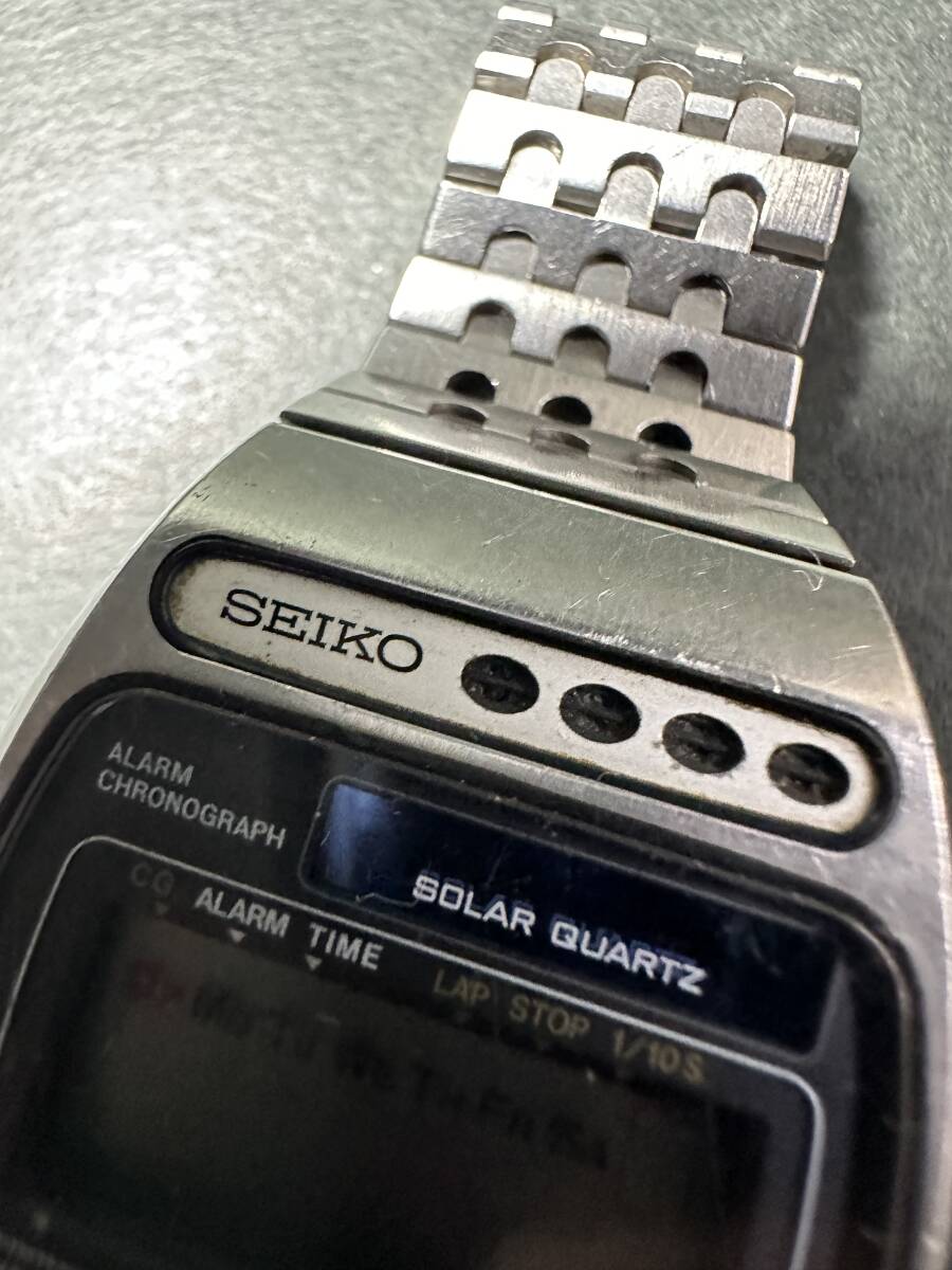 ★コレクター必見！！ SEIKO SOLAR QUARTZ セイコー クロノグラフ デジタル 腕時計 シルバー A156-5010 ビンテージ 時計 部品取り G778の画像2