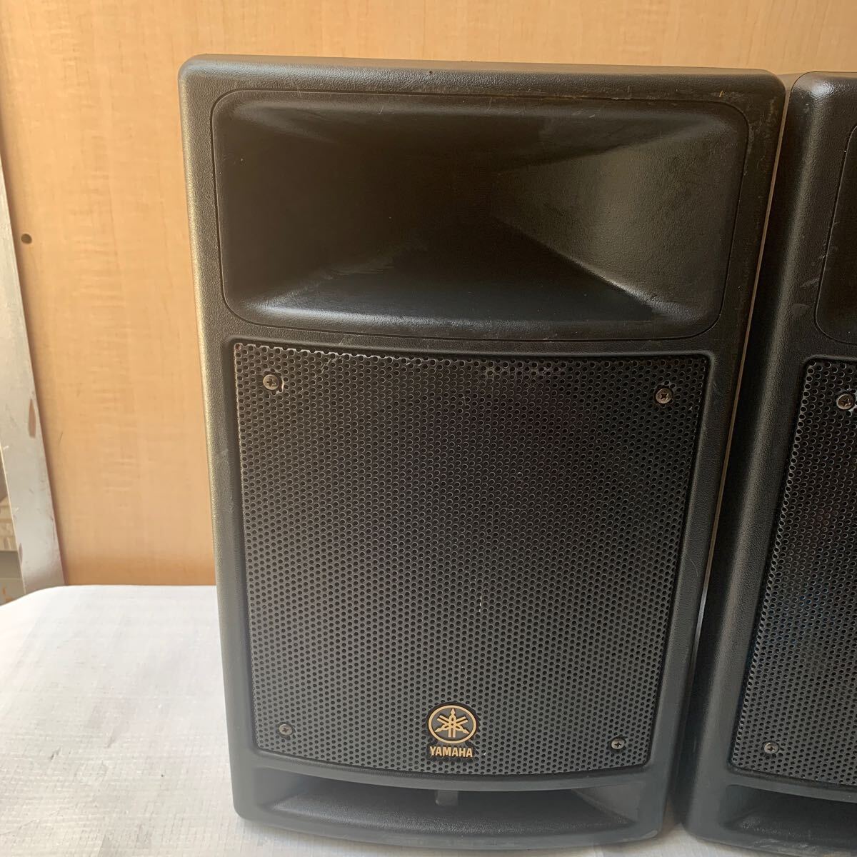 YAMAHA ポータブルPAシステム STAGEPAS 300 _画像2