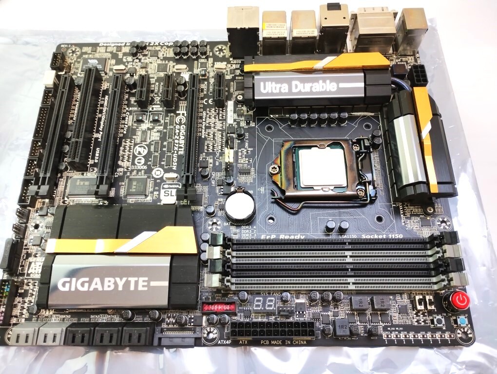 GIGABYTE ATXマザーボード Z87X-UD5H LGA1150  Core i7-4770k 3.50GHZ付き メモリ16GB付き セット品  動作確認済み 送料無料 中古の画像4