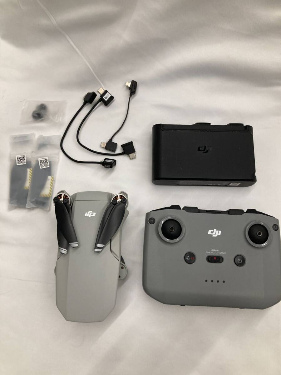 【ジャンク・中古】DJI Mini 2 ドローン 無人航空機 マビックの画像1