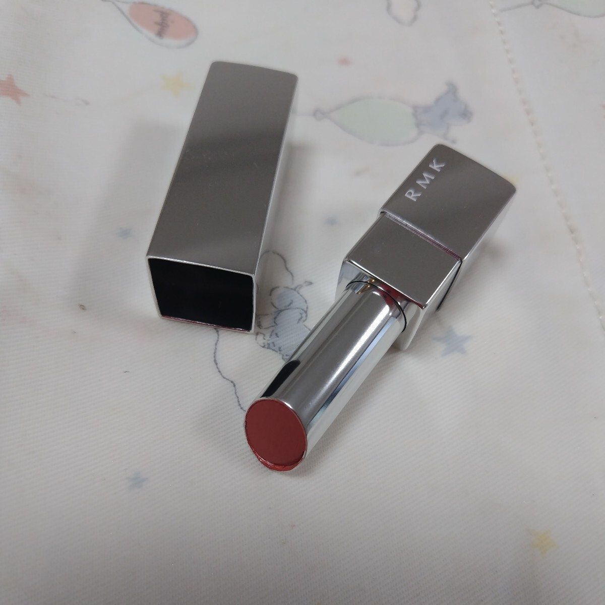 * popular color *RMKrumiko comfort air Lee car in 13 lip lipstick lipstick 