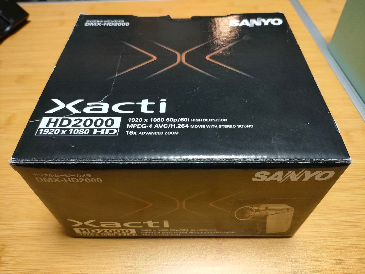 SANYO Xacti デジタルムービーカメラ　DMX-HD2000　フルハイビジョン