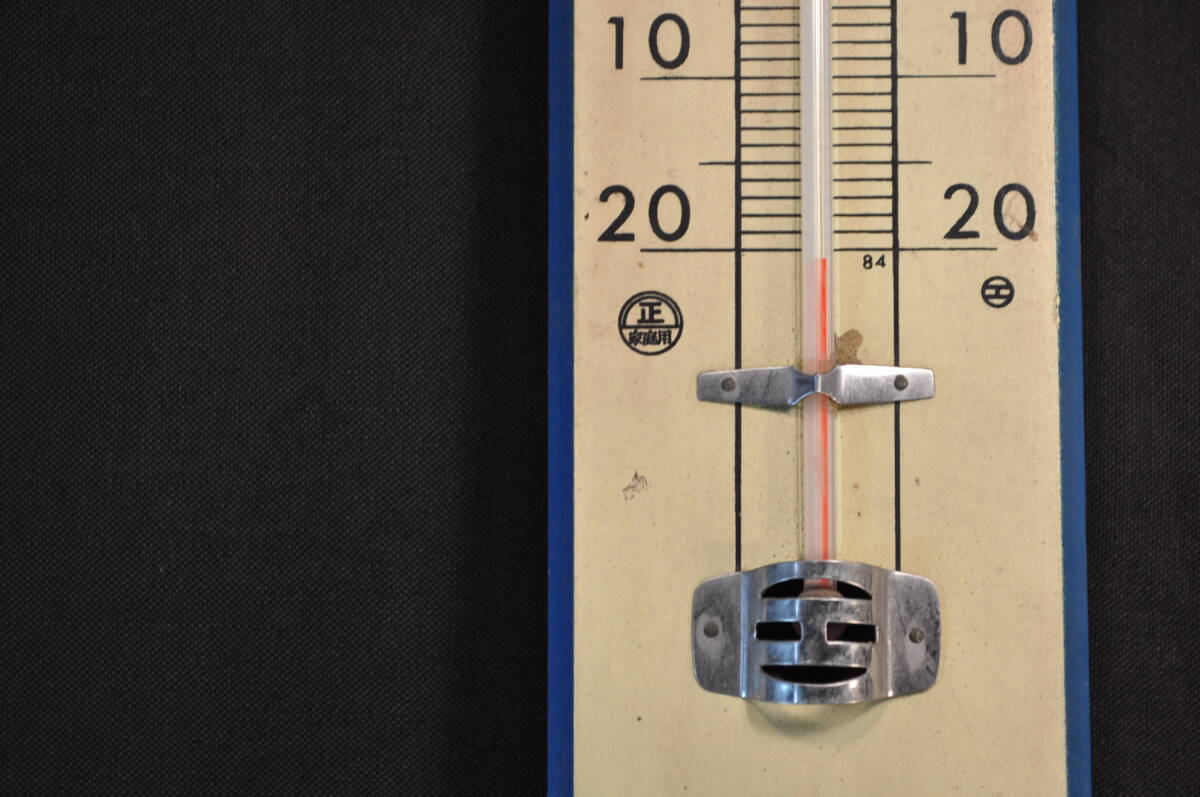 昭和レトロ NIKON ニコン測量販売店 小栗商店 企業物 ノベルティー 販促品 壁掛け用 看板を兼ねた 温度計の画像3
