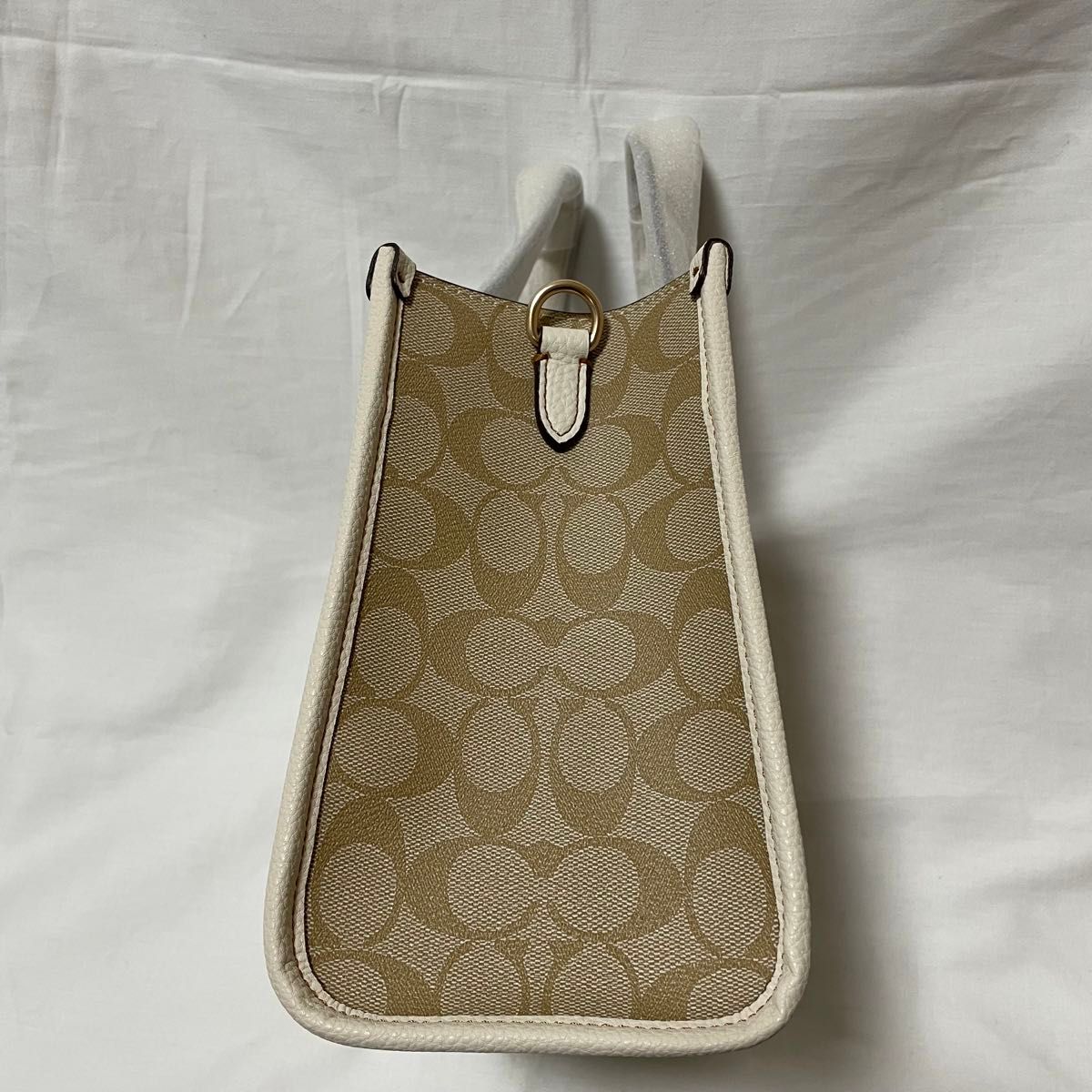 新品未使用 coach コーチ トートバッグ C7001|Yahoo!フリマ(旧 新品未使用 coach コーチ トートバッグ C7001|Yahoo!フリマ(旧