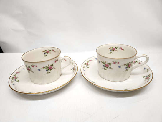 Noritake Ivory China アイボリーチャイナ ノリタケ カップ＆ソーサー 2客セット 花柄 金縁 洋食器 札幌市 平岸店_画像1