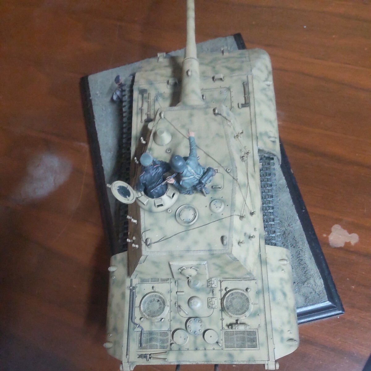 トランペッター ドイツ軍 E-100 重駆逐戦車 1/35_画像8