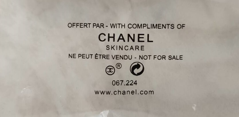  новый товар Chanel CHANEL clover брошь редкость не продается 3D булавка брошь значок здесь Mark ввод три лист чёрный велюр с футляром VIP подарок 