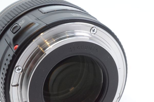 【元箱付きの綺麗な外観】Canon 単焦点中望遠レンズ EF100mm F2 USM フルサイズ対応 ＃D0112403023Aの画像6