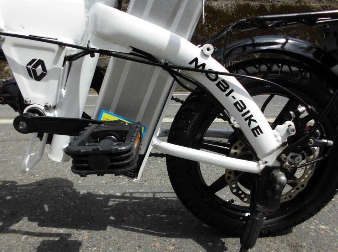1円～MOBIMAX ディスク式 MTB 新しいリチウムバッテリー 48V 10Ah 14インチ 白色 BIKE 折り畳み電動自転車 動作確認済 3205の画像7