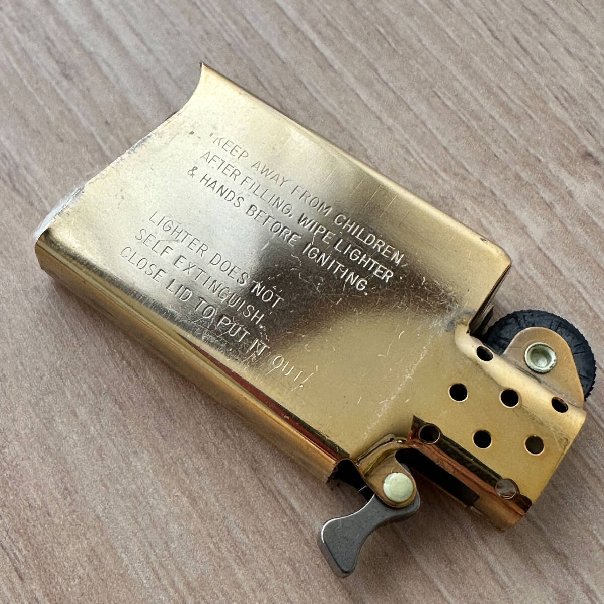 T865w 未使用 ZIPPO ソリッドブラス SOLID BRASS 真鍮 1932-1988 ダブルイヤー スリムタイプ 火花OKの画像5