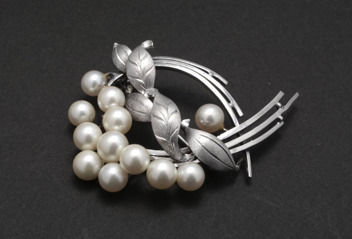 . height. excellent article * antique Akoya pearl brooch *41504