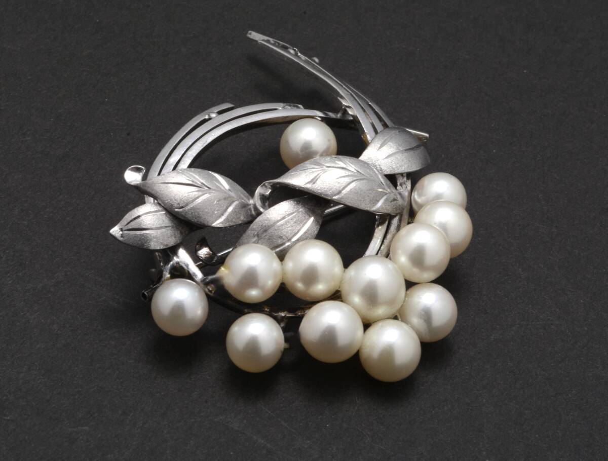 . height. excellent article * antique Akoya pearl brooch *41504