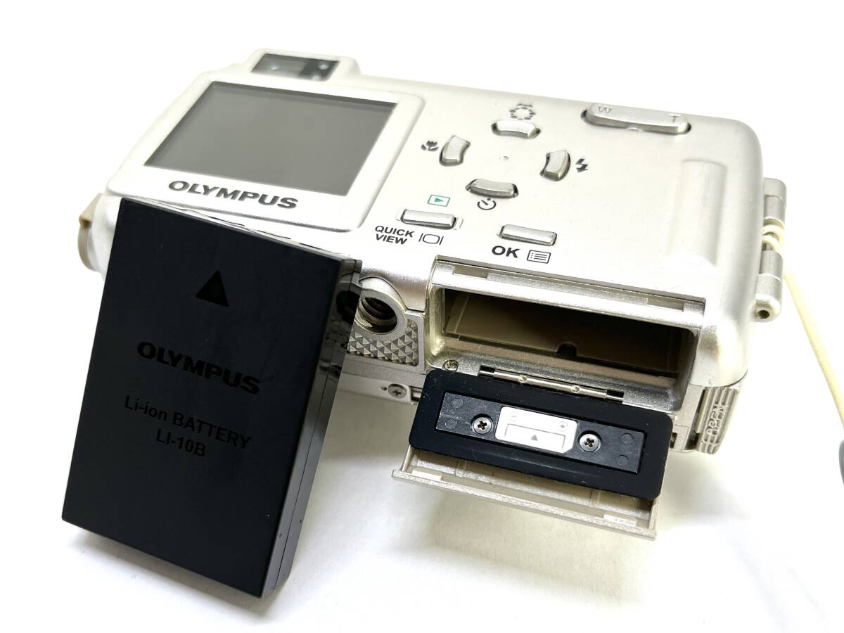 オリンパス　デジタルカメラ　OLYMPUS μ-10 DIGITAL　バッテリー　Picture Card付き　デジカメ　カメラ　動作未確認品　ジャンク_画像5