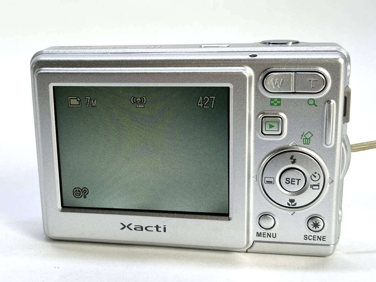 SANYO デジタルカメラ Xacti DSC-S75 サンヨー デジカメ 三洋電機株式会社 通電確認のみ ジャンクの画像3