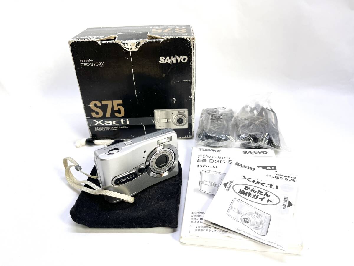 SANYO デジタルカメラ　Xacti DSC-S75　サンヨー　デジカメ　三洋電機株式会社　通電確認のみ　ジャンク_画像1