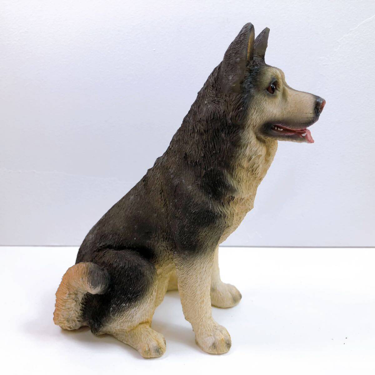 340. ドッグオブジェ シベリアンハスキー 18個セット リアルな犬の置物 インテリア 樹脂石膏 ガーデンオーナメント 自宅保管品の画像3