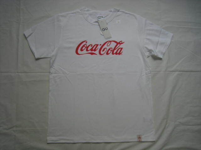 ☆　新品タグ付き　GU(ジーユー）　CocaCola（コカコーラ）半袖Tシャツ　白　Lサイズ　☆_画像1
