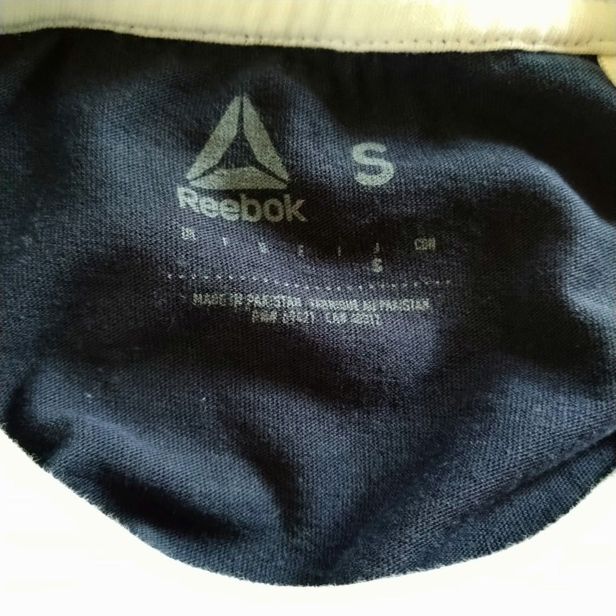 Reebok　リーボック　グラフィックtシャツ　デルタロゴ　半袖　半袖Tシャツ　おしゃれ