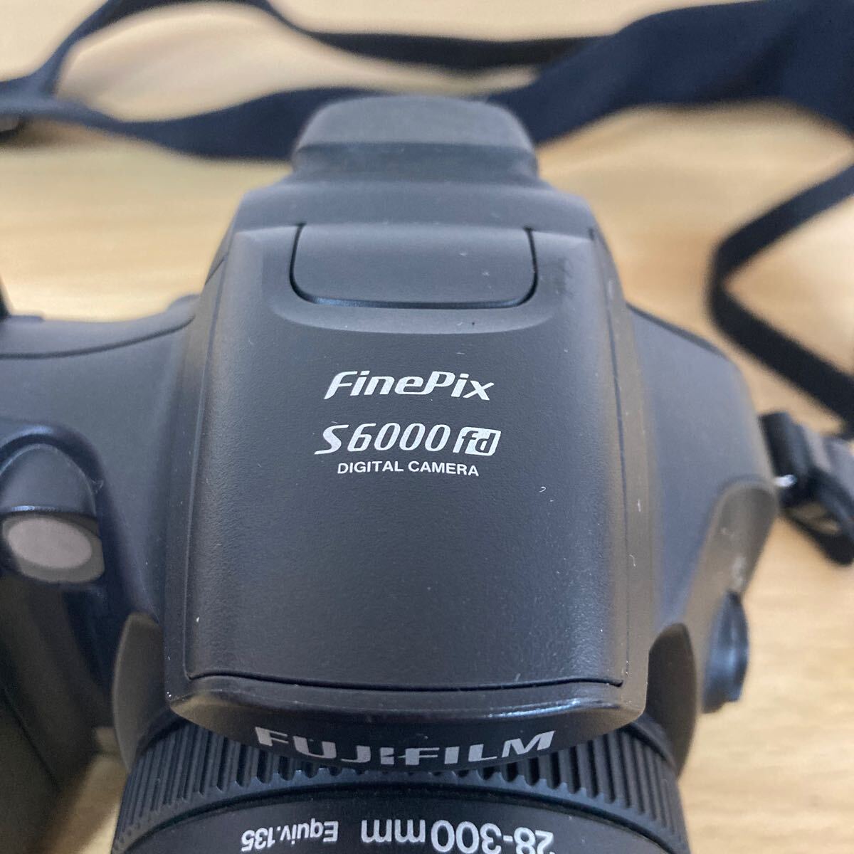 FUJIFILM 富士フィルム FinePix S6000 fd レンズ FUJINON ZOOM LENS 10.7x f=6.2-66.7mm 1:2.8-4.9 デジタル一眼レフカメラ 4 シ 5678_画像2