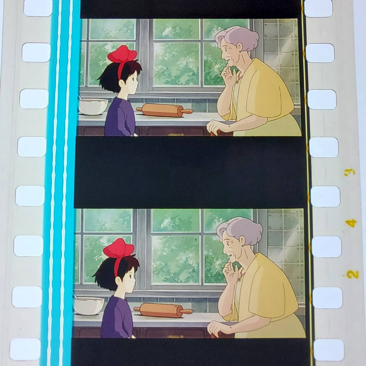 ◆魔女の宅急便◆35mm映画フィルム 6コマ【203】◆スタジオジブリ◆ [Kiki's Delivery Service][Studio Ghibli]の画像1