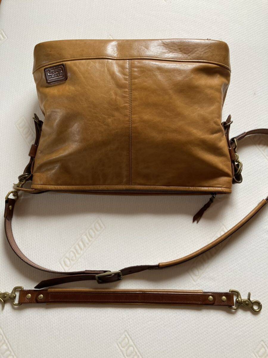  beautiful goods Flat Head leather shoulder bag Camel 