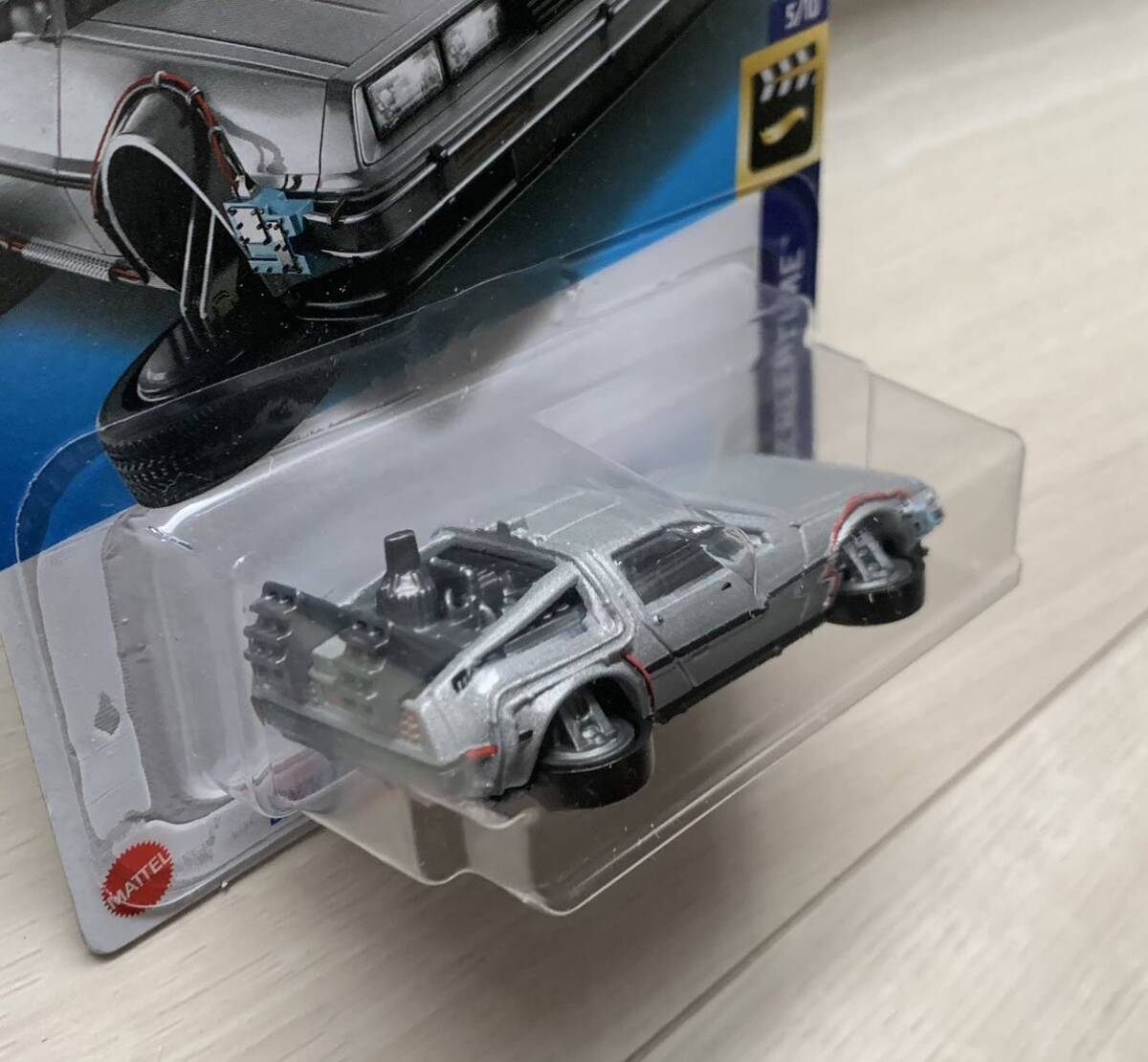 箱発送　★　ホットウィール　ベーシック　バック トゥ ザ フューチャー タイムマシン ホバーモード デロリアン　★ ミニカー Hot Wheels _画像4