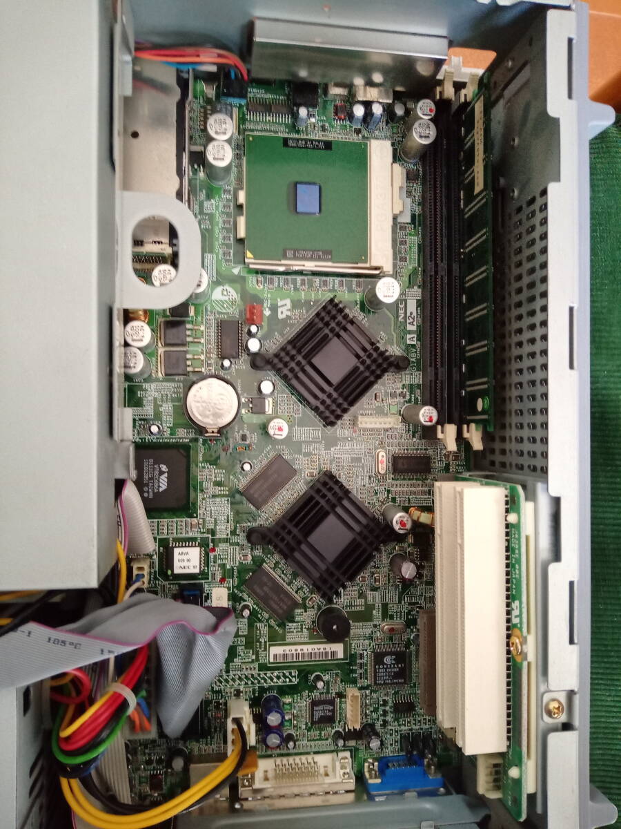 【Disc Station 動作確認済】NEC VALUESTAR T PC-VT550／0D pentium III 1.0B GHz／メモリ512MB／HDD?GB／GeForce2MX／YMF754の画像4