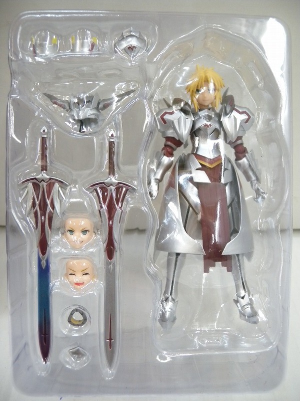 C5779★マックスファクトリー figma Fate/Apocrypha “赤"のセイバー フィギュア 開封済中古の画像2