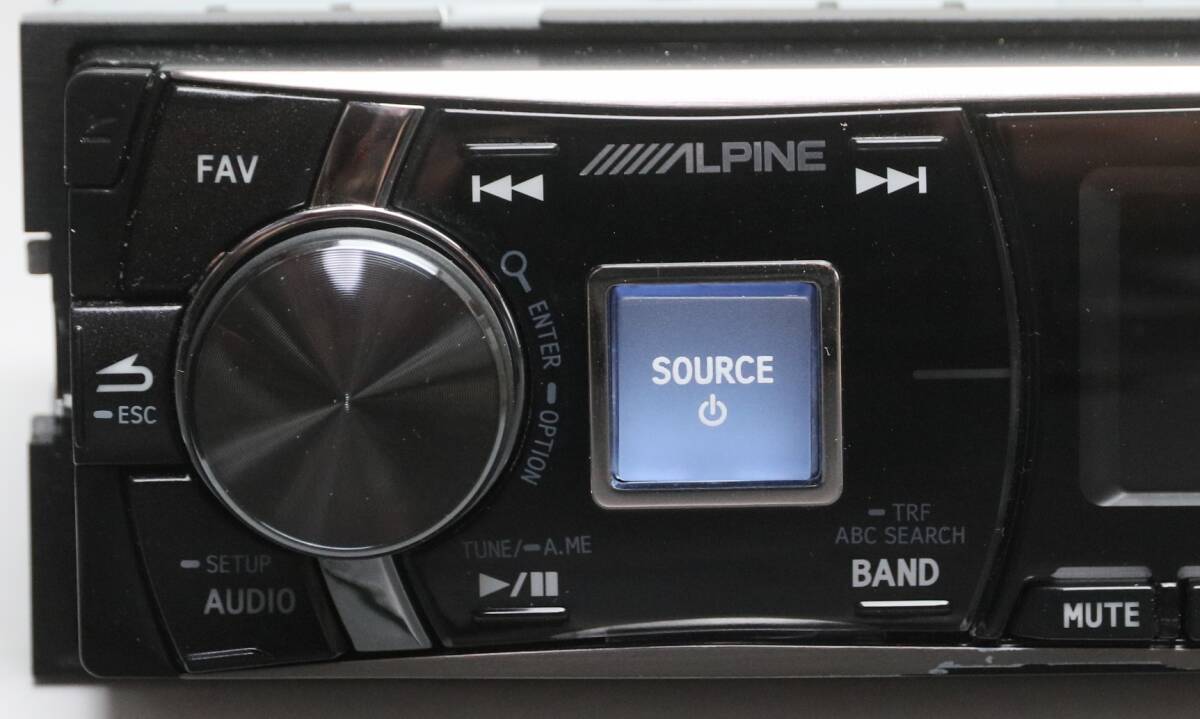 ALPINE CDE-145J CD-R/RW/MP3/WMA/AAC/EQ/AUX/USB иероглифы соответствует 8GB-USB есть Toyota б/у 