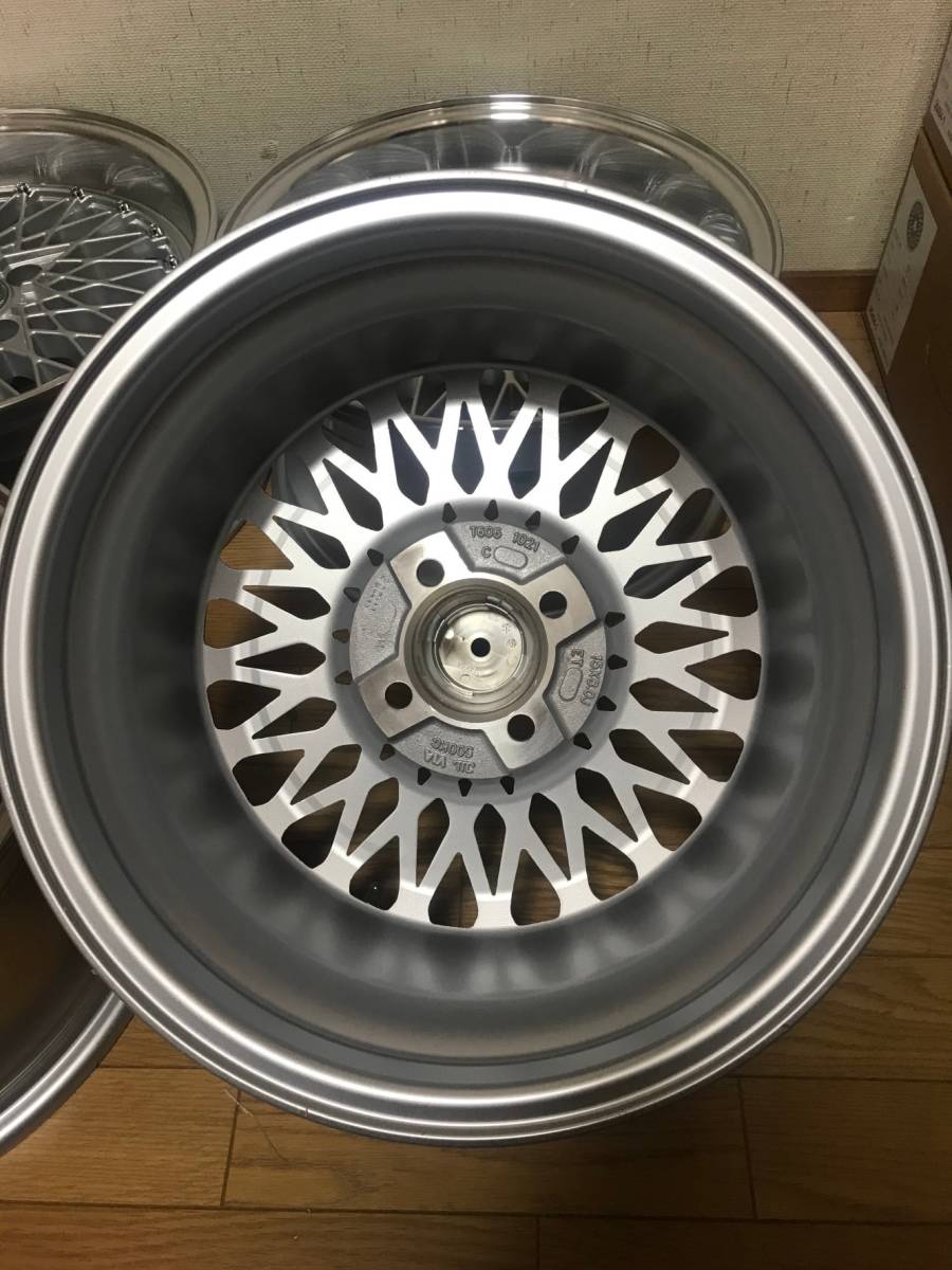 旧車 街道レーサー 暴走族 走り屋 15×8J/＋20/PCD100 新品メッシュホイール４本セット 深リム ロードスター シビック他カスタム車にの画像4