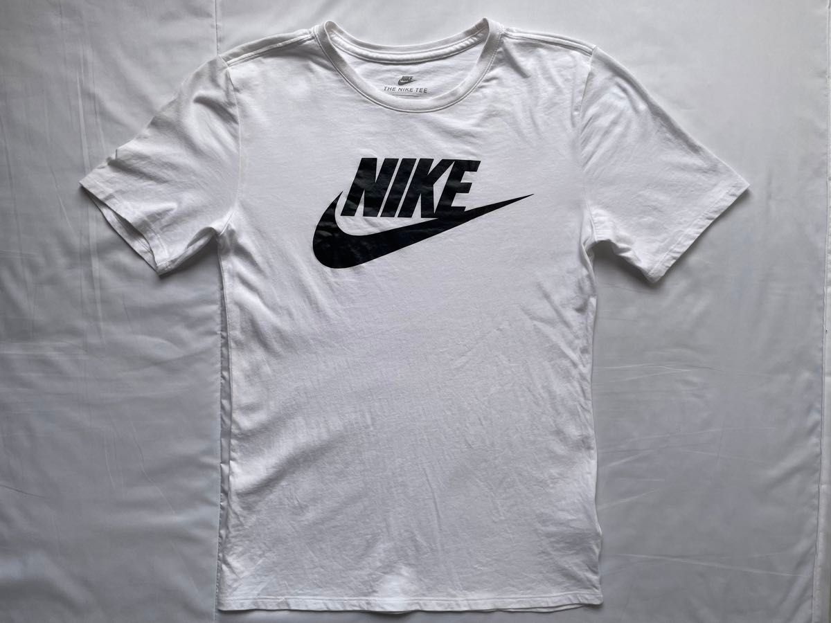 Tシャツ 半袖Tシャツ トップス ロゴ　スポーツ　トレーニング　ウェア　ホワイト　ナイキ NIKE 半袖　えむ