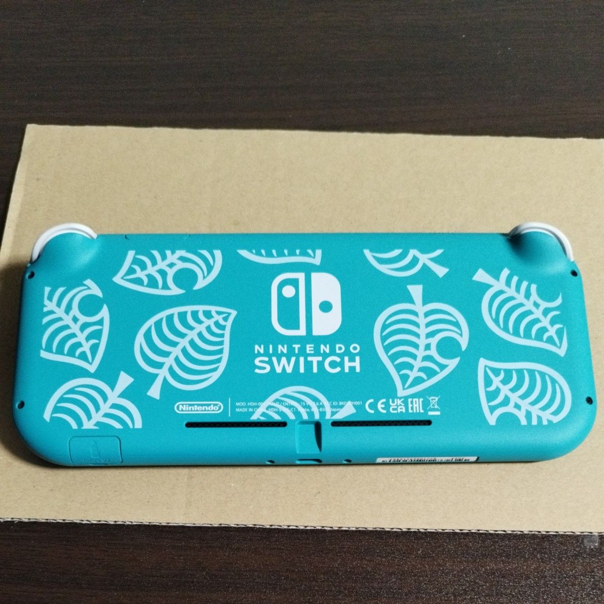Nintendo Switch Lite あつまれどうぶつの森 ～まめきち＆つぶきちアロハ柄～