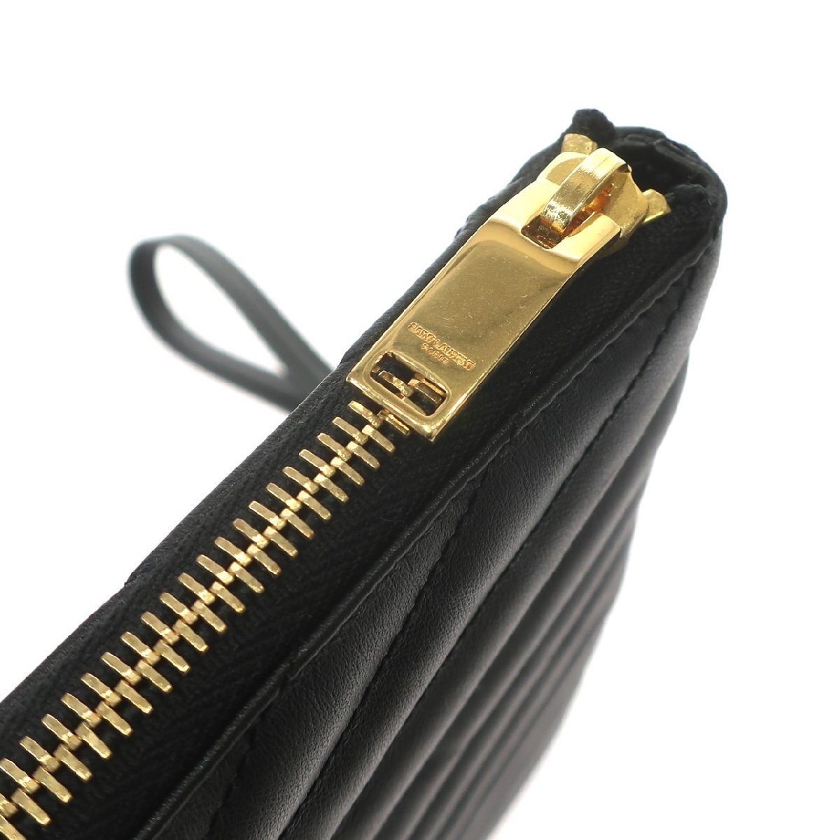 【未使用品】SAINT LAURENT サンローラン クラッチポーチバッグ 379039 Vステッチ キルティング セカンドバッグ カーフレザー 黒 ブラック