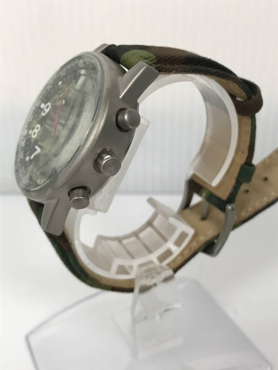 美品 WENGER ウェンガー クロノグラフ カモフラ 腕時計 536.0766 動作品 メンズ 迷彩 4月電池交換済み 箱付き の画像5