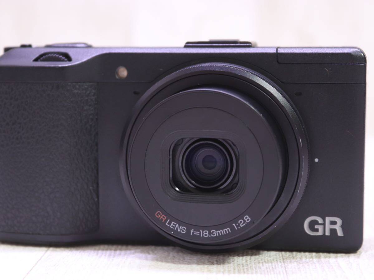 RICOH GR ・3.0型・約1620万画素・コンパクトデジタルカメラの画像9