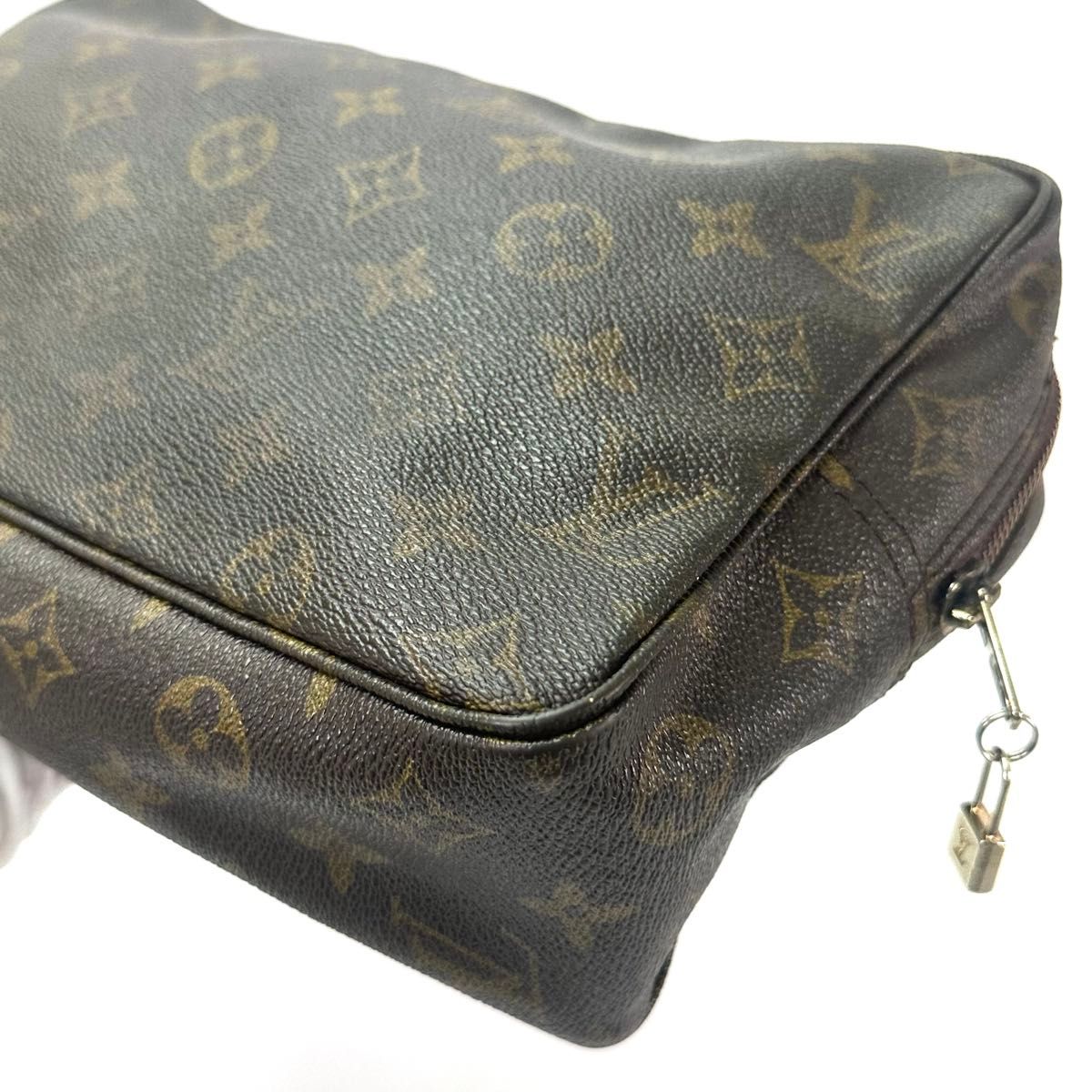 Louis Vuitton ルイヴィトン トゥルーストワレット28 モノグラム　Trousse Tolete   クラッチバッグ
