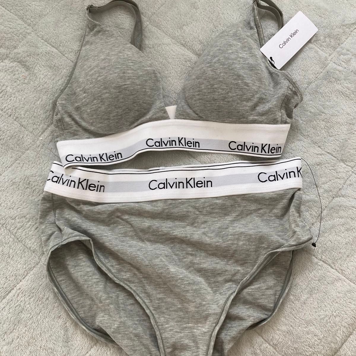 Calvin Klein レディース下着 上下セット