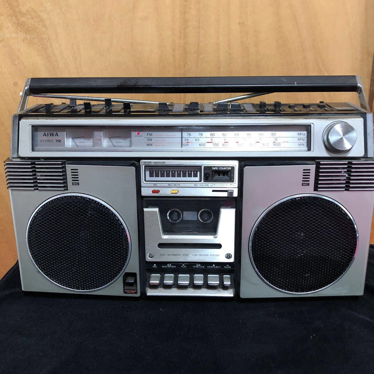 AIWA CS-72 stereo radio FM/AM/SW cassette recorder Junk Showa Retro 