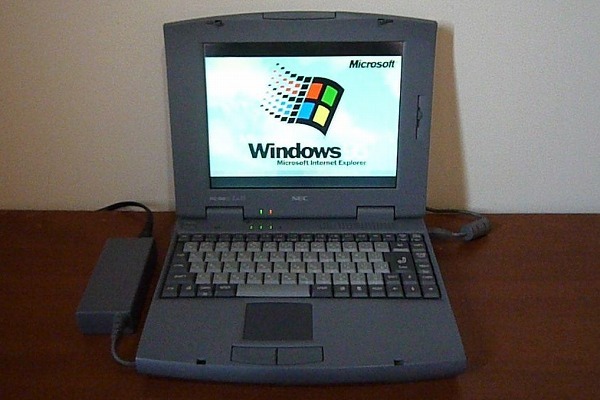 PC-9821La10/8 model B Windows 95 OSR2とMS-DOS（Win3.1）起動 MATE-X PCM音源作動の画像1