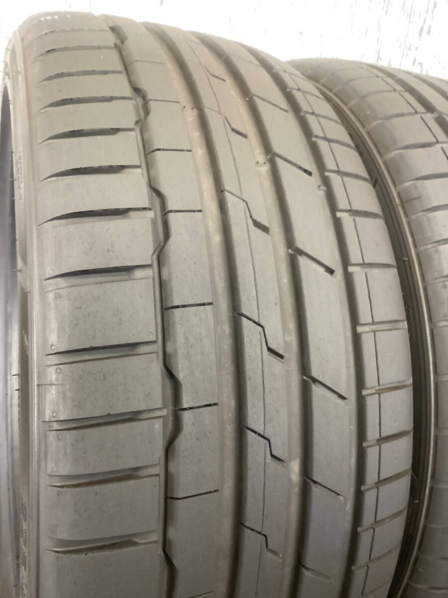 2023年 良質中古 ラップに巻いて倉庫保管 バリ溝！　HANKOOK Ventus S1 evo2　235/40R19 93Y　2本セット　_画像3