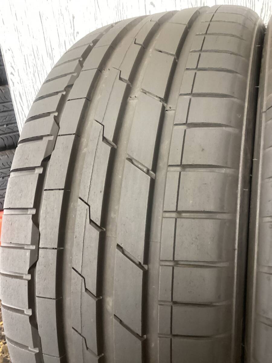 2023年 良質中古 ラップに巻いて倉庫保管 バリ溝！　HANKOOK Ventus S1 evo2　235/40R19 93Y　2本セット　_画像4