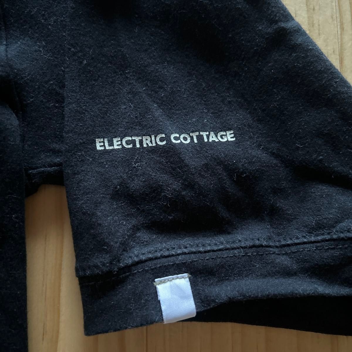 エレクトリックコテージ　ELECTRIC COTTAGE Tシャツ