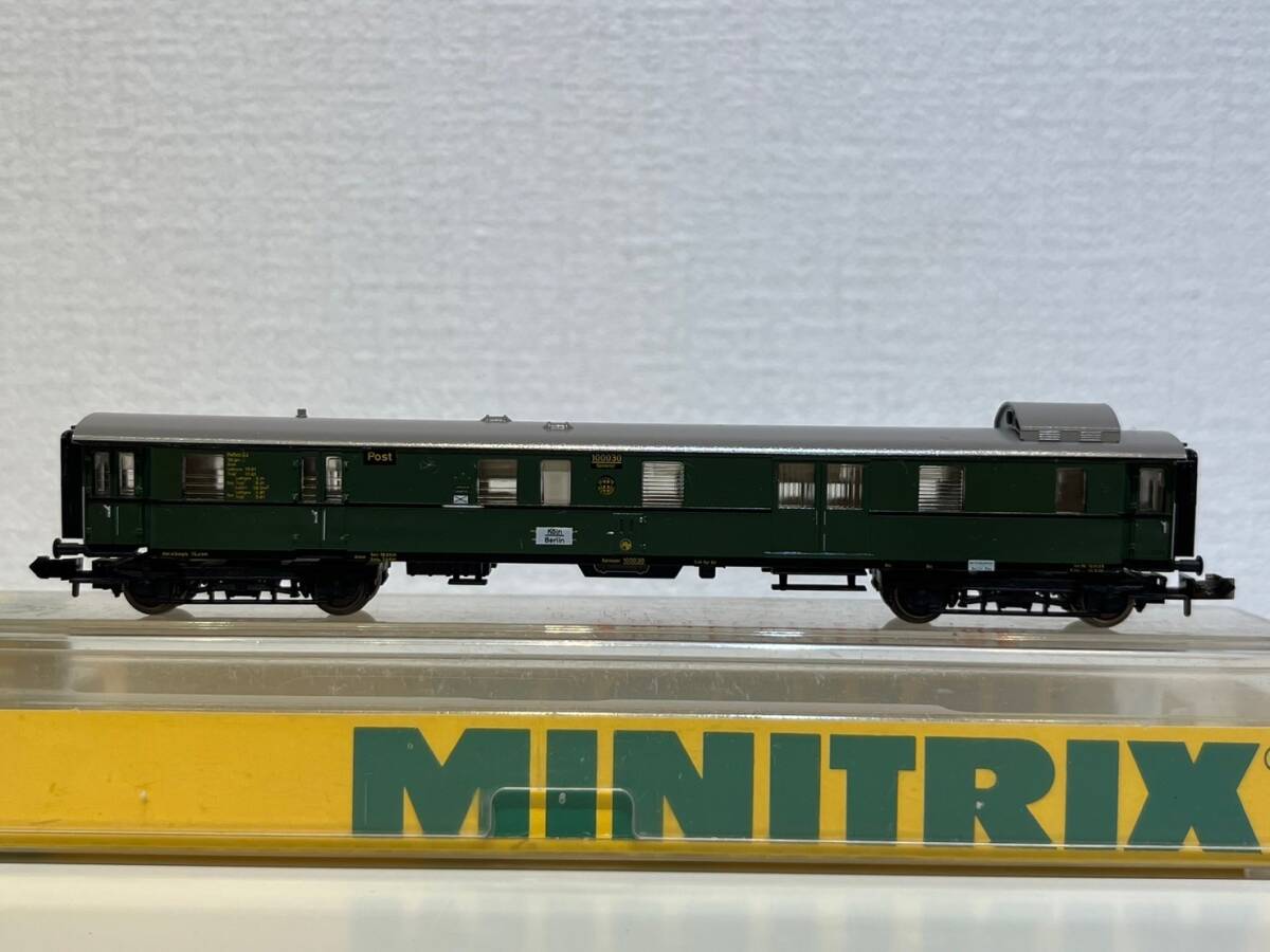 minitrix 51317200 室内照明装着 客車1両【中古】_画像3