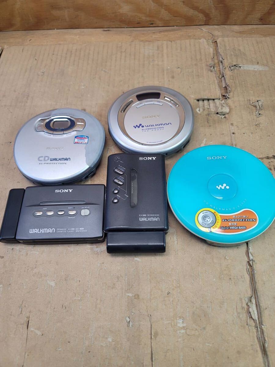 SONY ソニー CDウォークマン カセットウォークマン WALKMAN ５点まとめて WM-EX555 WM-DX100 D-E660 D-EJ620 D-EJ002の画像1