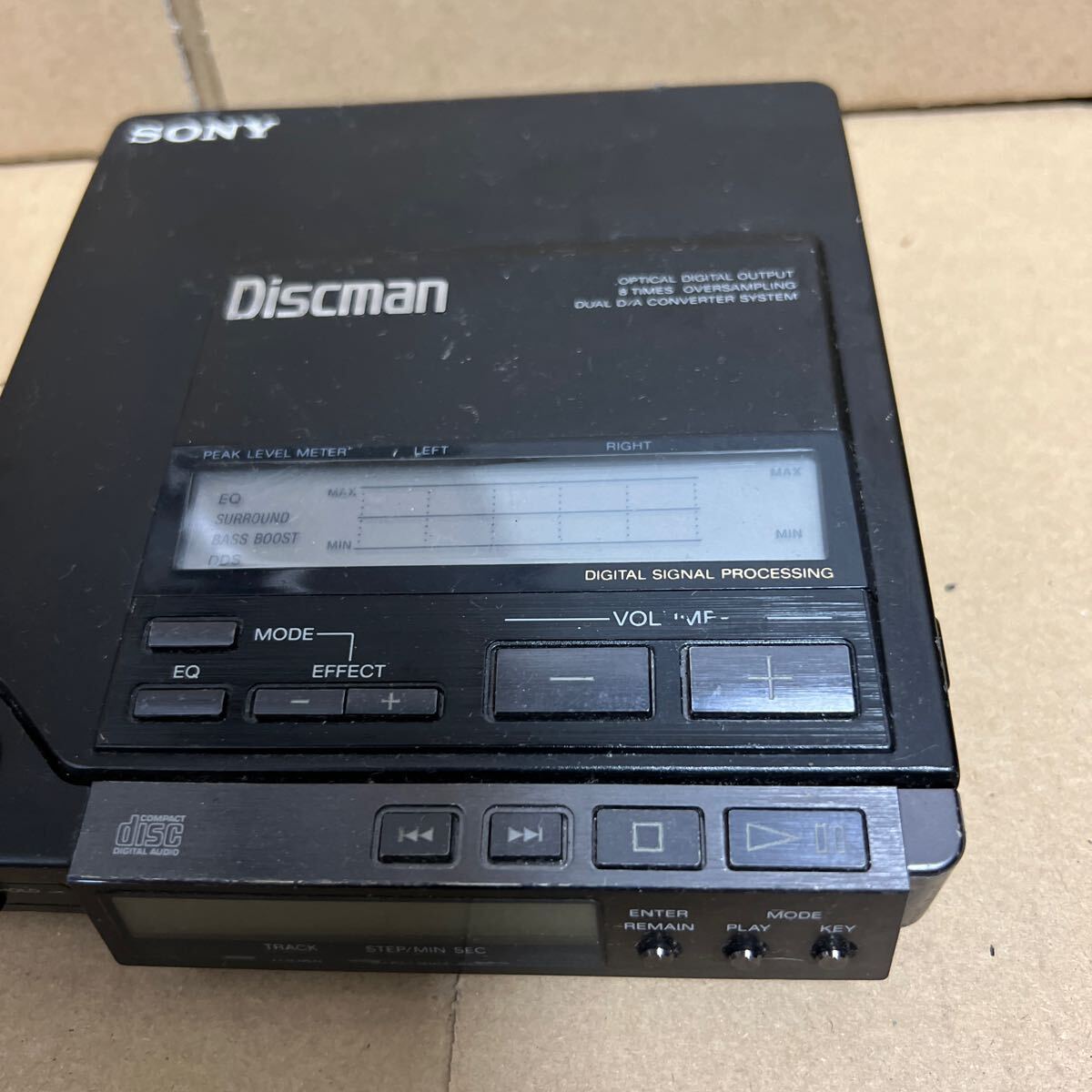 Yahoo!オークション - SONY Discman ディスクマン CDプレイヤー Yahoo!オークション - SONY Discman ディスクマン CDプレイヤー