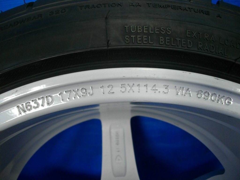 【H】ドリ車など VALINO武将 N999 SAYAKAホワイト 17インチ 9.0J +12 5H PCD114.3 NITTO NT555 G2 215/45R17 2021年製(新品) 4本 引っ張り_画像9