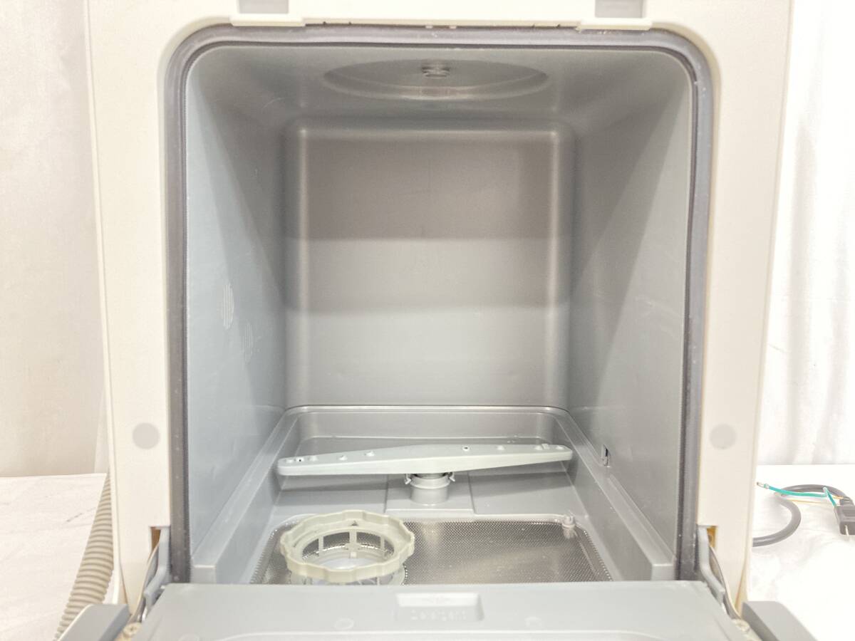 【JN68】(O) THANKO サンコー ラクアmini 工事不要タンク式食洗器 TK-MDW22W 2022年製 一人用 食器洗い機 食洗機 ジャンク扱い 中古現状品の画像3