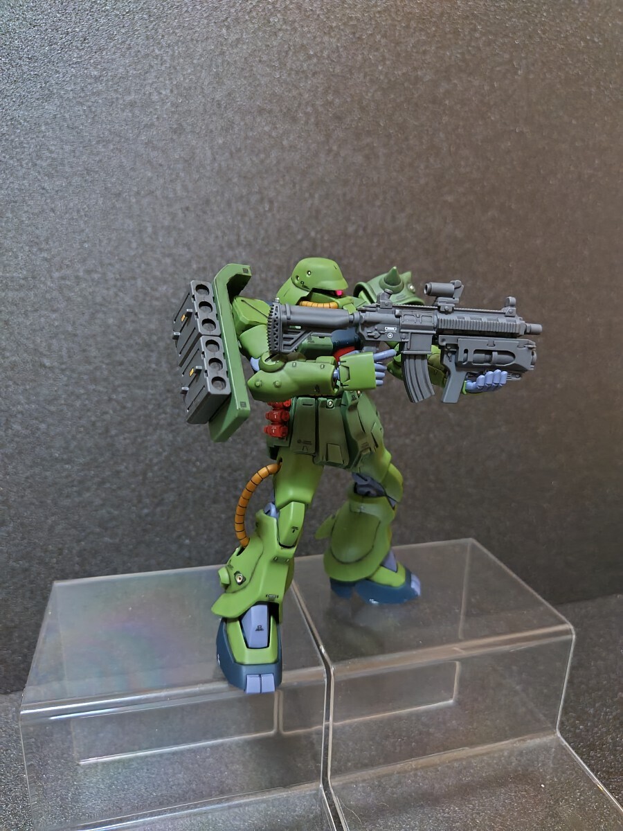 HGUC 1/144 ザクⅡ FZ ザクⅡ改 完成品 アサルトライフル ジャイアントバズ追加_画像3