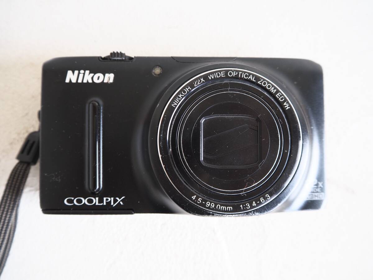 【OAN】Nikon COOLPIX S9500 ニコン コンパクトデジタルカメラ 中古品 クールピクス コンデジ 動作未確認 ジャンク品扱い 充電器付きの画像2