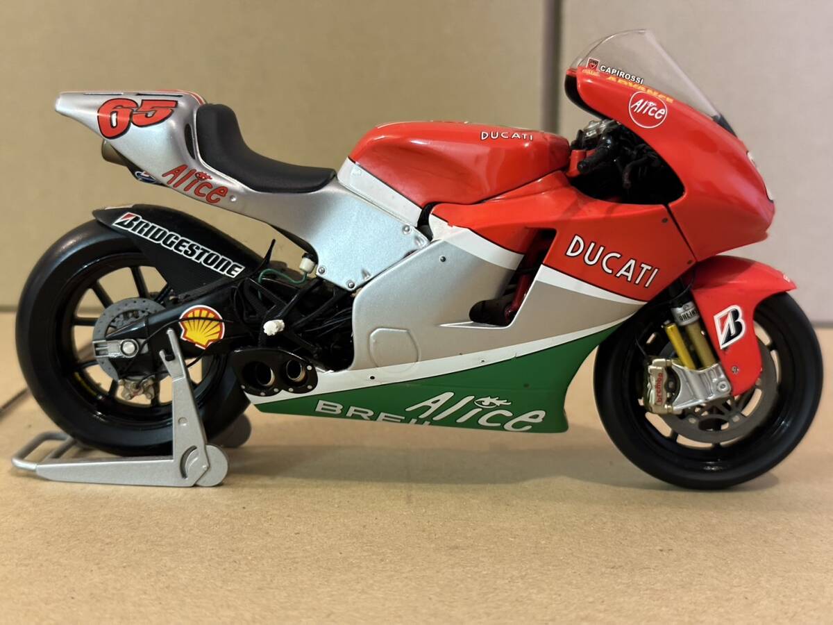 1/12 PMA Ducati Desmosedici Loris Capirossi MotoGP 2006_画像7